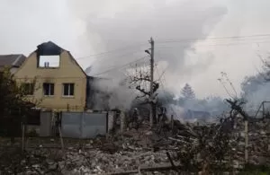 У Куп'янську пошкоджено 3 приватних будинки та виникла пожежа