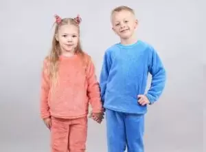 Чому дітям потрібно спати в піжамах