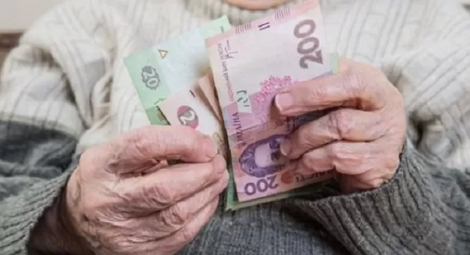 В Куп'янську шахрайка виманила у пенсіонерки 9 тисяч 500 гривень