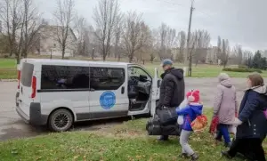 З Купʼянщини евакуювали 105 дітей з родинами