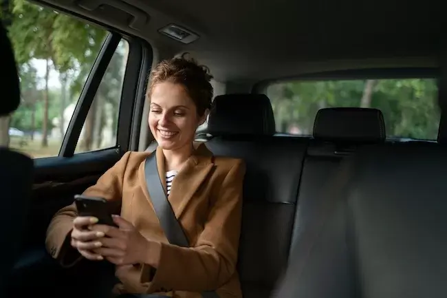 На такси из Ужгорода в Варшаву: комфортно, быстро и безопасно с TaxiStatus / Фото: freepik.com