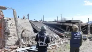 Люди з Куп'янська повертають садити городи, наражаючи себе на небезпеку