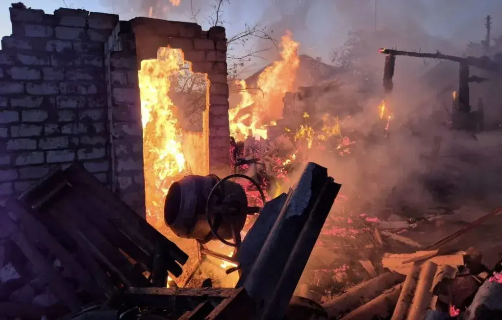 Рятувальники загасили чергові пожежі, причиною яких стали російські обстріли