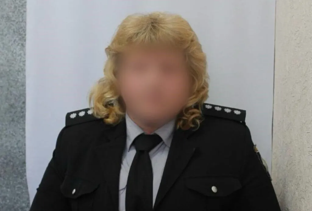 У Куп'янську викрили зрадницю, яка за 50 тисяч зарплати видавала українцям російські паспорти