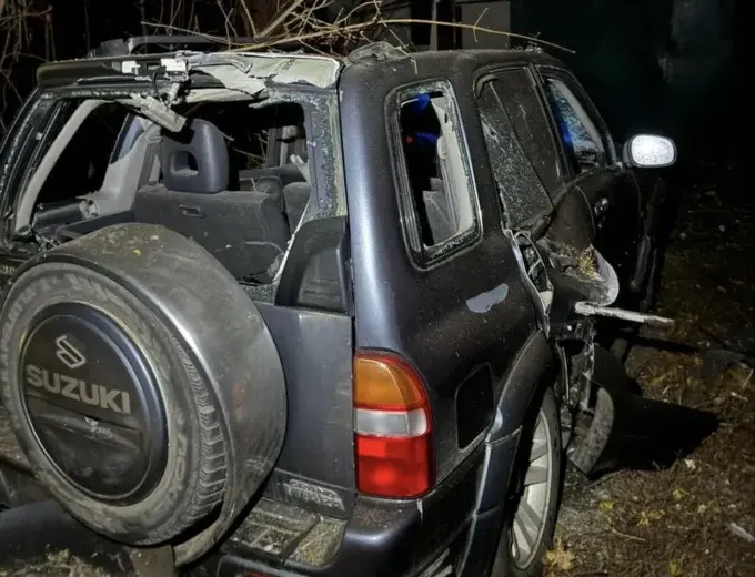 У Купʼянську обстріляли приватні будинки та вбили людину