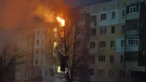У Купʼянську горіли комунальне підприємство та багатоквартирний будинок