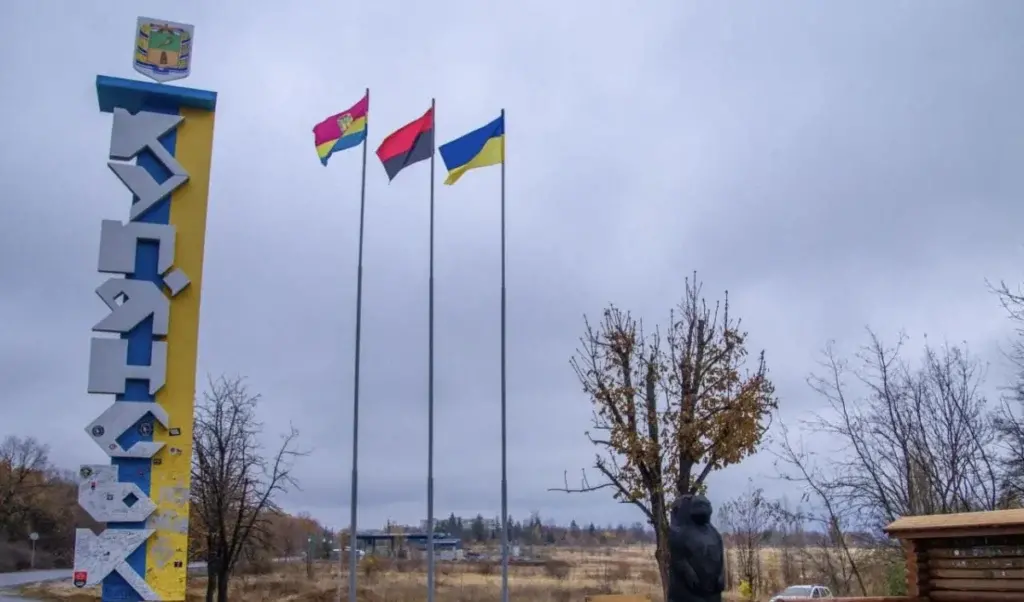 Люди відмовляються евакуюватися з Купʼянська, а гуманітарну допомогу доставити в місто неможливо