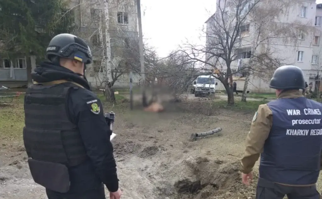Від вибуху частини тіла відкинуло на кілька метрів: жахливі подробиці обстрілу Купʼянська