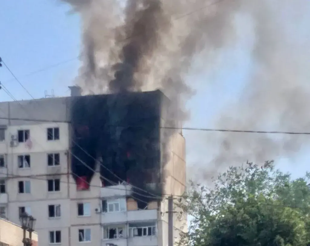 Купʼянськ знову під російськими авіаударами: пошкоджено десятки будинків, є поранена