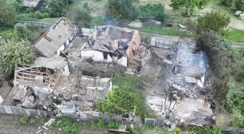 За минулий тиждень у Купʼянському районі було пошкоджено більше 80 приватних будинків