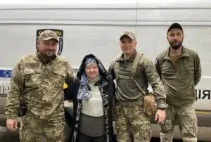 Мешканка Куп'янщини залишалась у рідному селі навіть після того, як її будинок сгорів