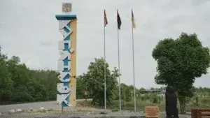 Копають город під обстрілами: що відбувається у Куп’янську насправді