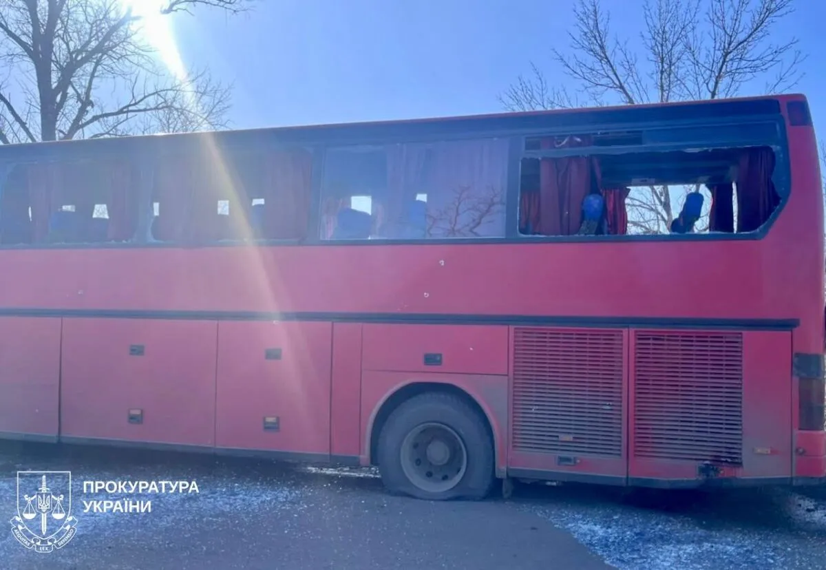 На Купʼянщині росіяни вдарили поблизу пасажирського автобуса: є жертви