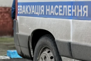 Машина згоріла від дрону, а вони пішли пішки: історія порятунку трьох жінок та вівчарки з Куп’янська