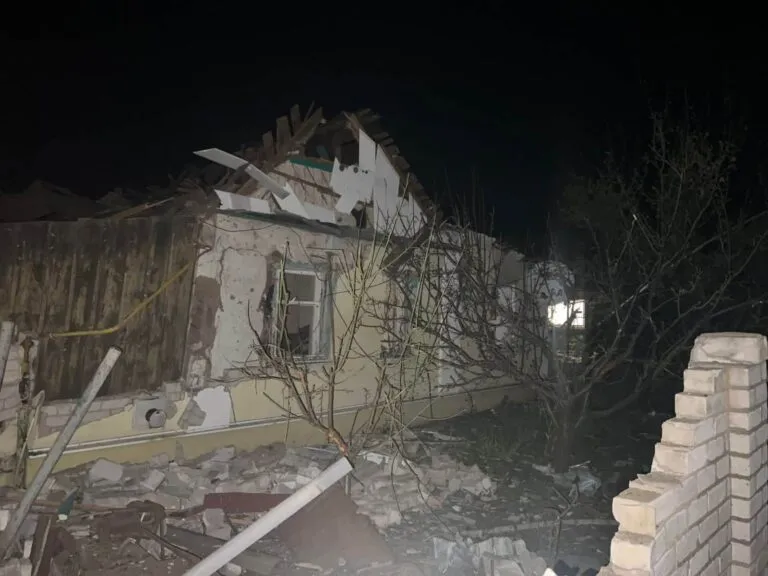На Куп'янщині російський КАБ поранив двох літніх людей