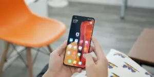 Что предлагают топовые смартфоны и чем доступный Nothing Phone заслужил признание пользователей?