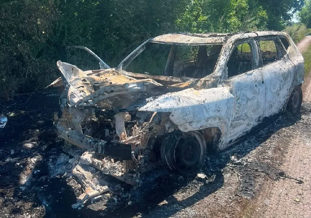 Евакуація з Куп’янського району: росіяни знищили авто поліції FPV-дронами
