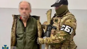 На Харківщині засудили окупанта, який взяв у заручники двох жінок