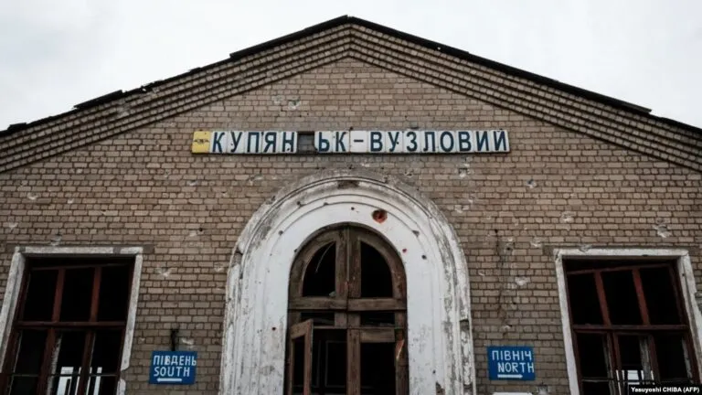 Штурмові групи в місті та бої за залізницю: що відбувається в Куп'янську