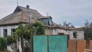 Росіяни обстріляли Куп’янщину: загинув чоловік, поранено двох, пошкоджено будинки