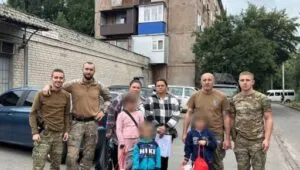 З Куп'янського району вивезли чотирьох дітей з небезпечної території