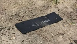 Росіяни вдарили по багатоповерхівці в Харкові: почалася пожежа