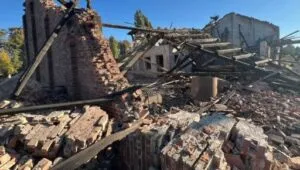 Росіяни пошкодили склади та зерно в Шевченковому на Куп'янщині